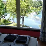 1 Apartament *