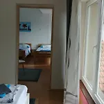 1 Apartament *