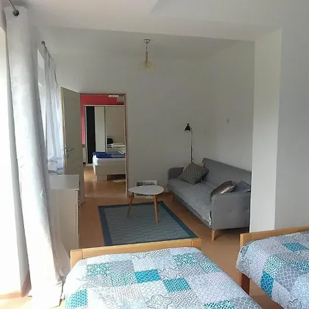 1 * Bihać