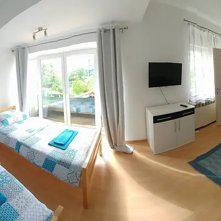 1 شقة بيهاتش