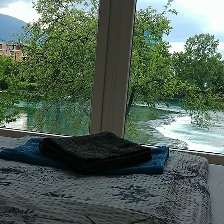 1 * Bihać