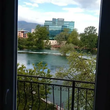 1 * Bihać